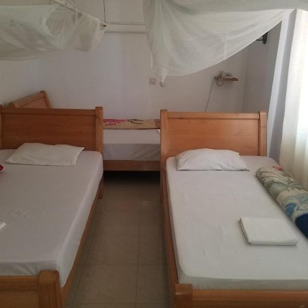 Hotel Buffalo Moshi Bagian luar foto